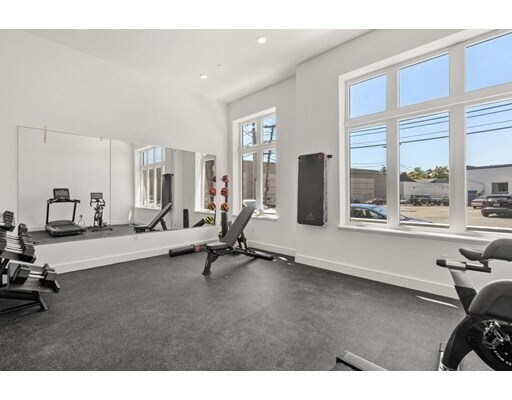 Building Photo - 50 Hichborn St