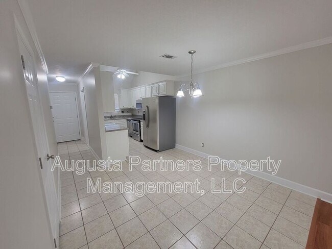Foto del edificio - 392 Bowen Falls