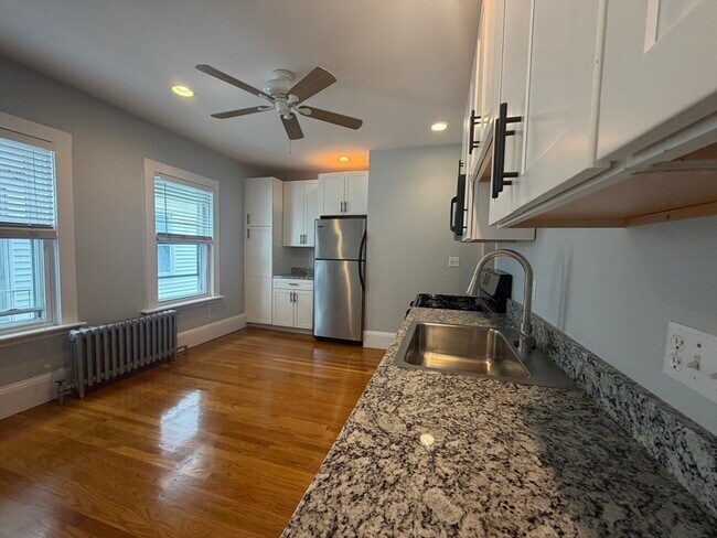 Foto del edificio - 53 Winthrop Shore Dr