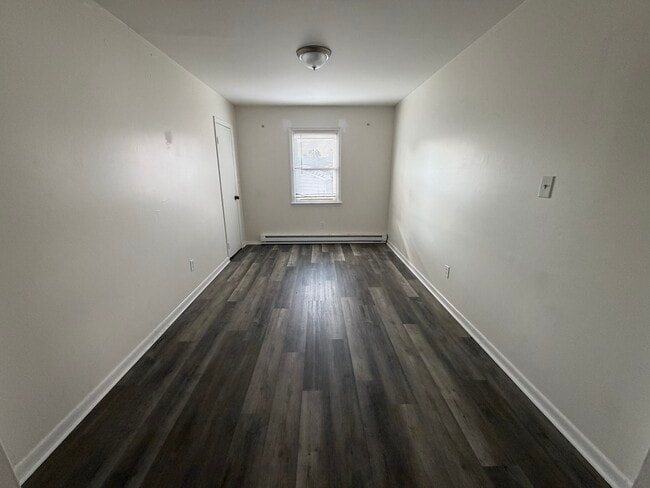 Building Photo - 120 Canton St