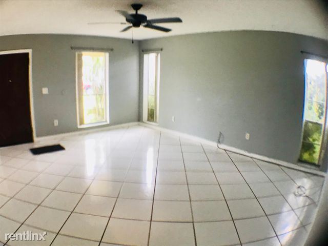 Building Photo - 3 br, 2 bath House - 22201 SW 65th Way, Bo...