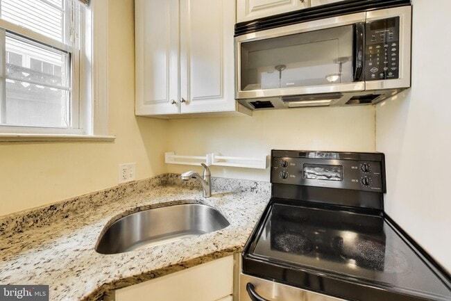 Photo - 8414 Flower Ave Apartment