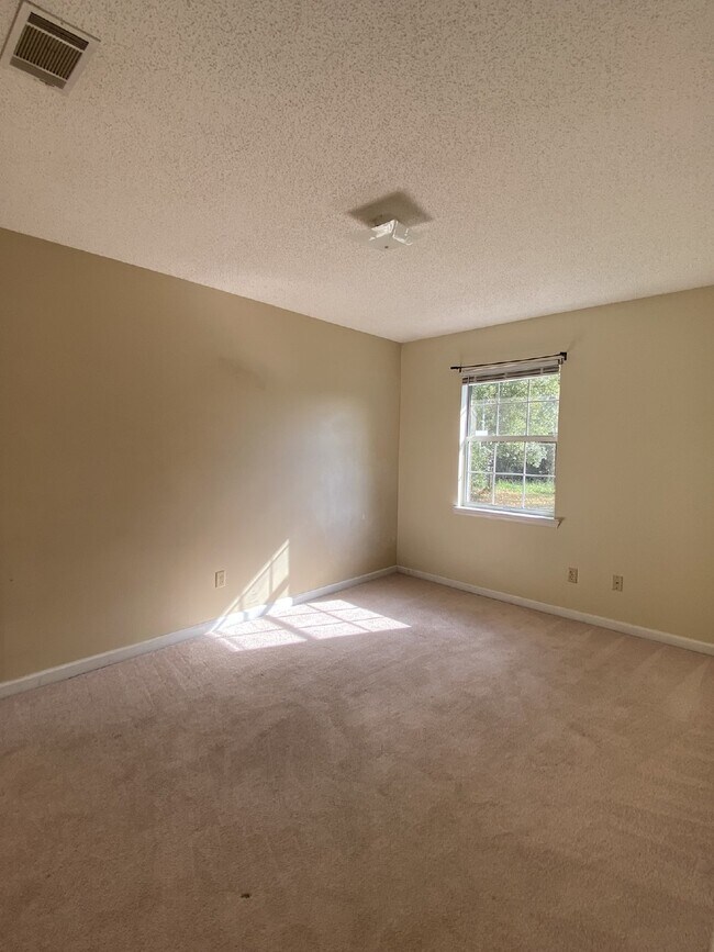 Foto del edificio - House for Rent