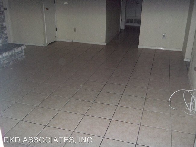 Building Photo - 1546 Peter Hurd Dr