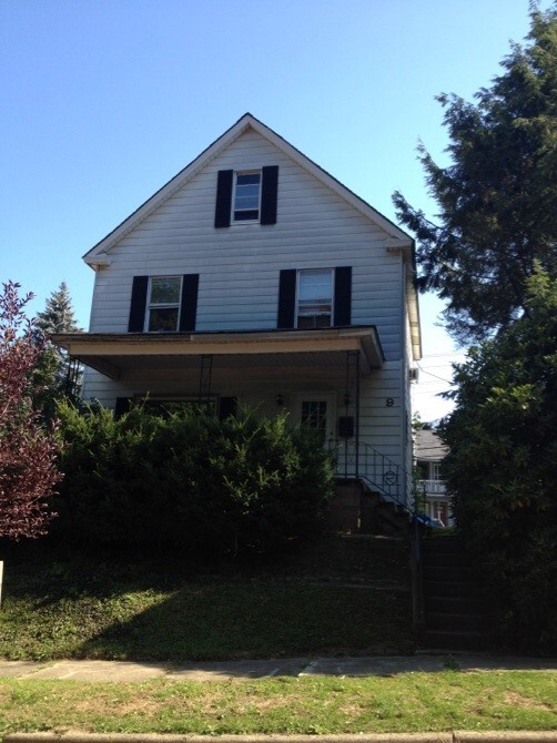 9 E Virginia Blvd, Jamestown, NY 14701 House Rental in Jamestown, NY