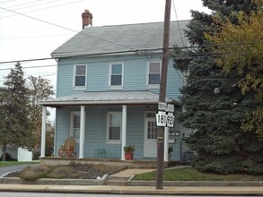 Building Photo - 147 S Main St