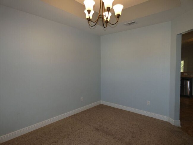 Foto del edificio - 5061 Carley Ct