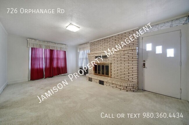 Foto del edificio - 726 Orphanage Rd