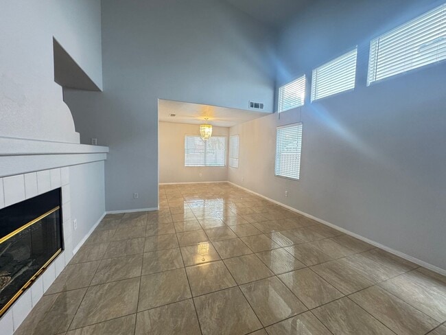 Building Photo - 3310 Robin Nest Ct