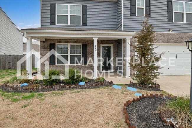 Building Photo - 332 Caroline Ct