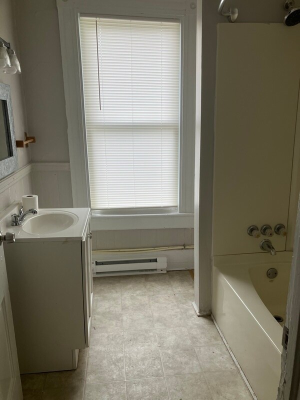 1405 Oakdale Ave Unit 2, Petersburg, VA 23803 Condo for Rent in Petersburg, VA