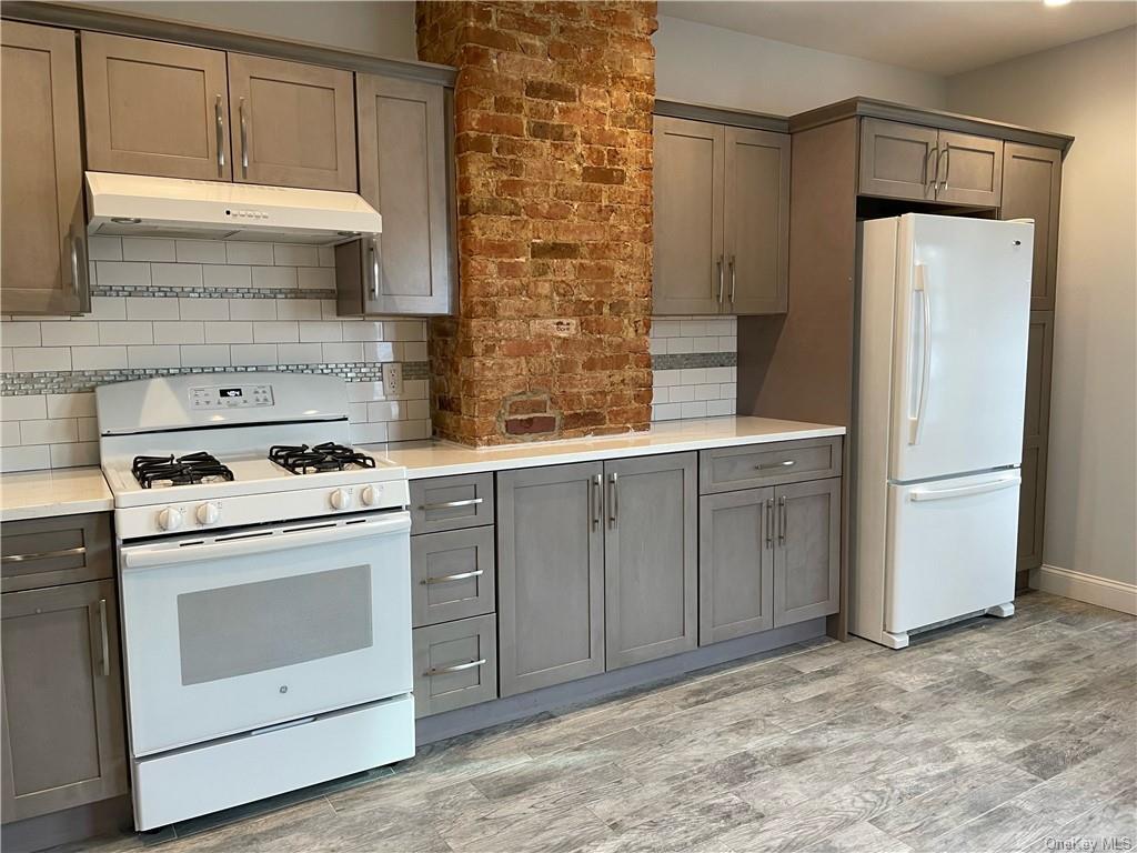 256 Mamaroneck Ave Unit 3rd Floor, Mamaroneck, NY 10543 Apartment for