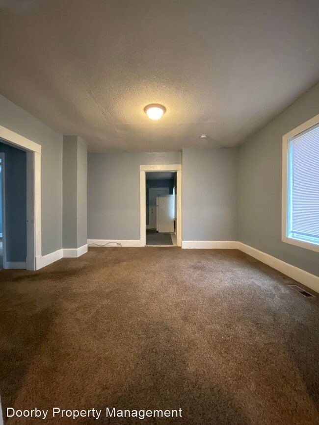 Building Photo - 2 br, 1 bath House - 3813 Central Ave