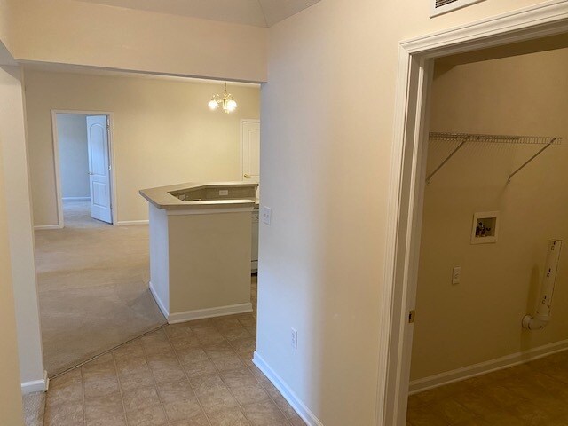 Foto del edificio - 753 Hidden Springs Dr
