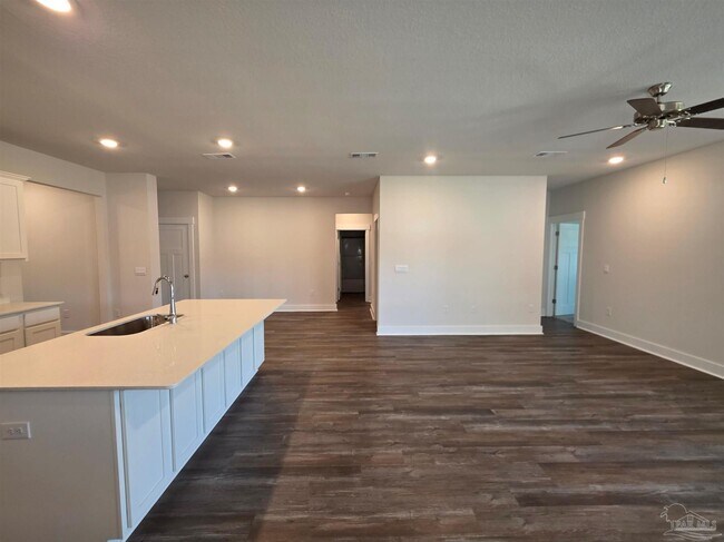 Foto del edificio - 5839 Sargassum Ln