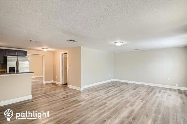 Building Photo - 10289 128th Terrace N