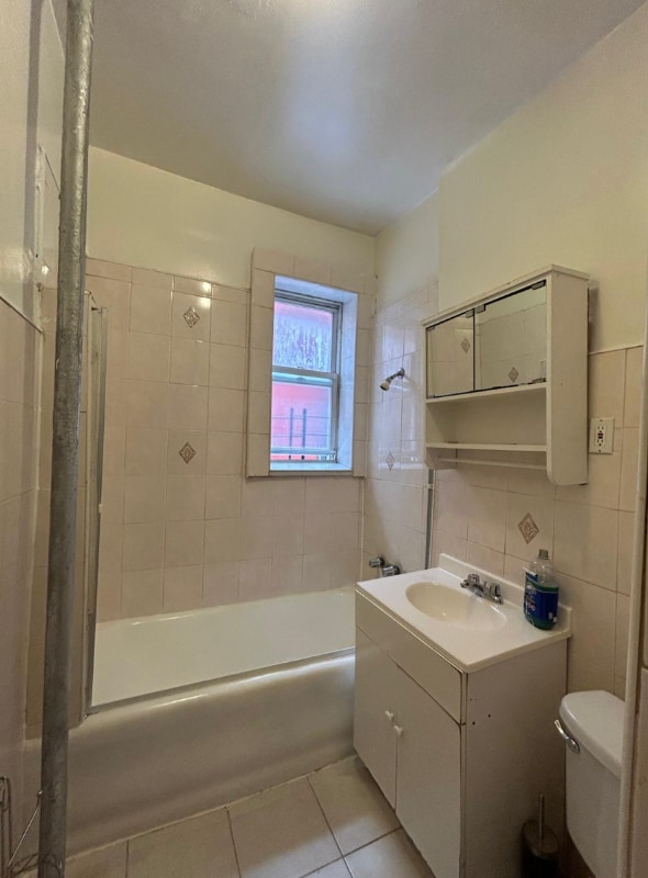 Foto del edificio - 203 E 94th St