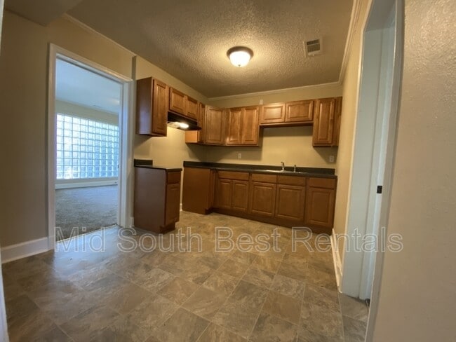 Building Photo - 1379 Grand Opera Cove