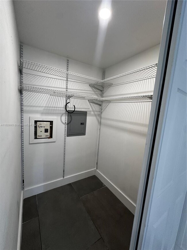 Building Photo - 30060 SW 157th Ave