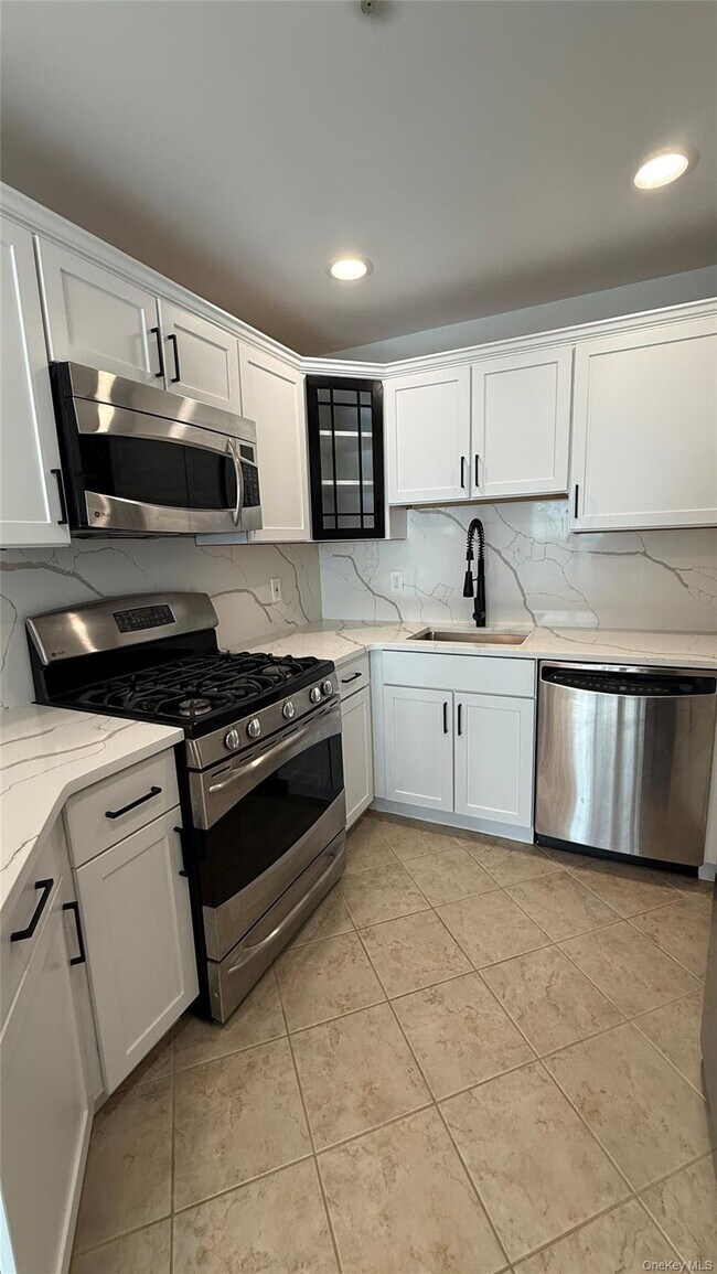 Foto del edificio - 157 Brattle Cir