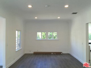 Foto del edificio - 8538 N W Knoll Dr