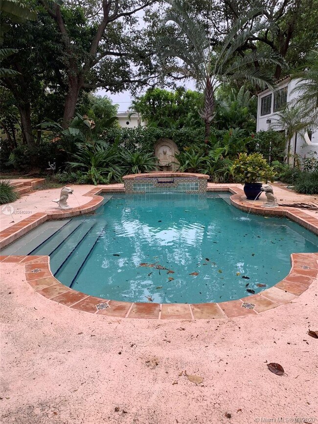 Foto del edificio - 284 NE 96th St