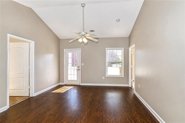Foto del edificio - 7712 Autry Cir