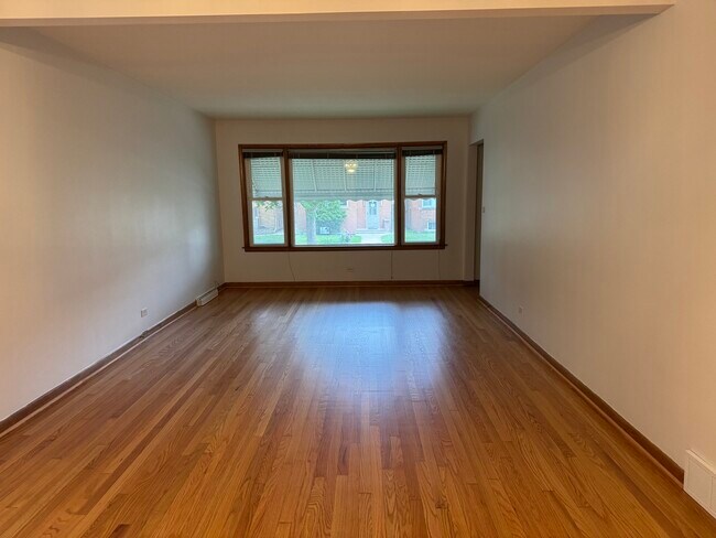 Foto del edificio - 4947 N Mason Ave