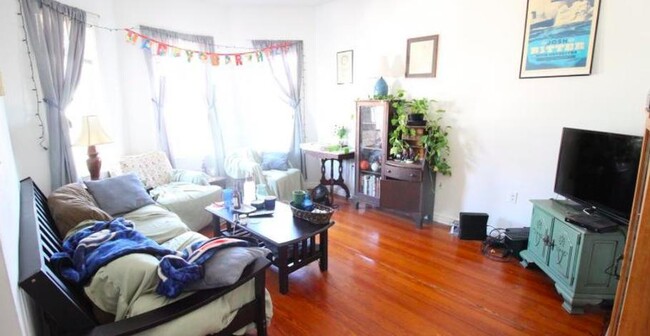 Foto del edificio - 26 Haskell St