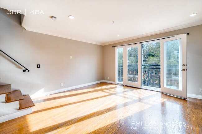 Building Photo - 3401 Barham Blvd