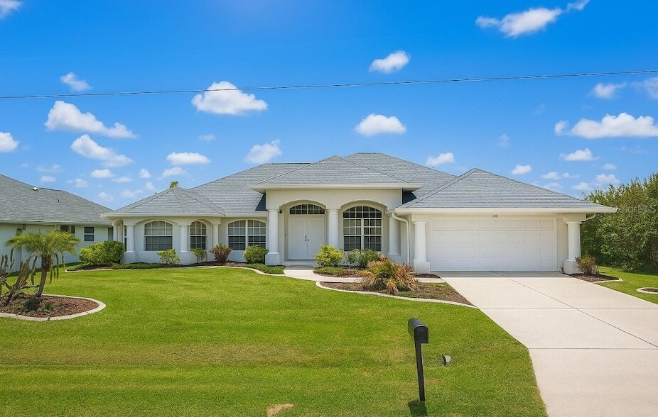 Foto principal - 8365 Walbert St