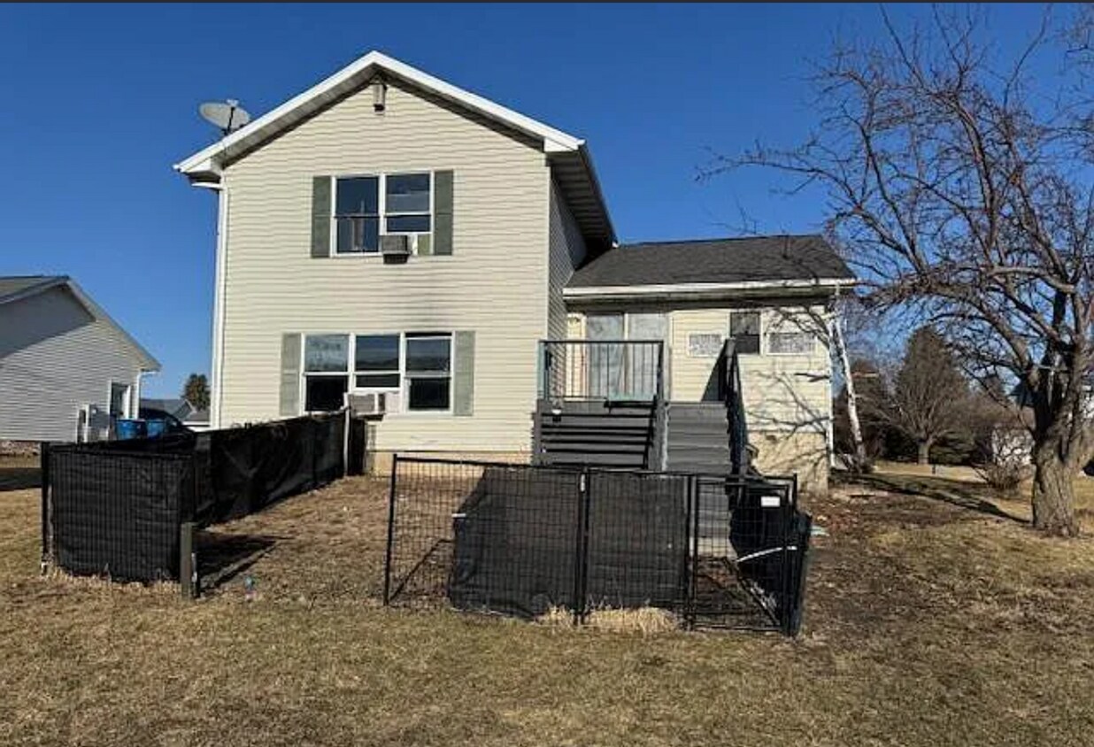 Foto del edificio - Charming 3 Bedroom Home for Rent in Springville