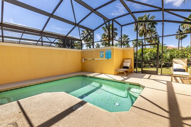 Foto del edificio - 8960 Candy Palm Rd
