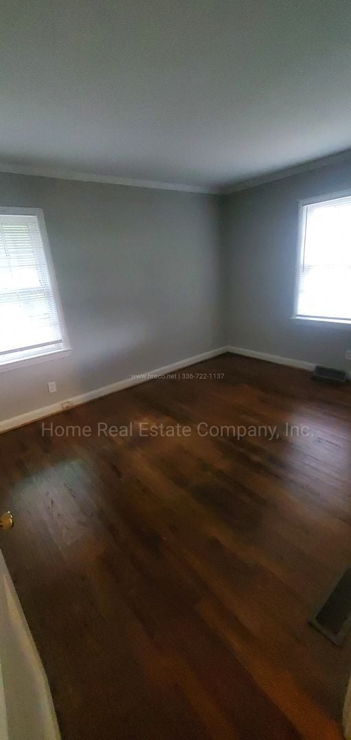 Foto del edificio - 1124 W Academy St