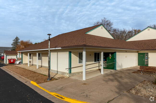 Entrada a Galloway Townhomes - Galloway Apartments