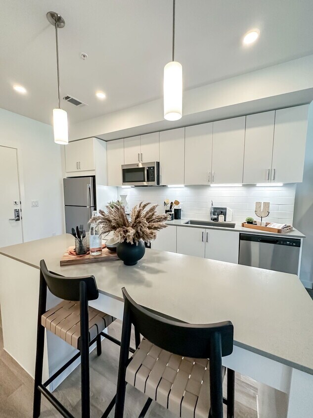 Photo - 2105 Forum Drive Apt #816, Grand Prairie, TX 75052 - 1 BR 1 BA Condo