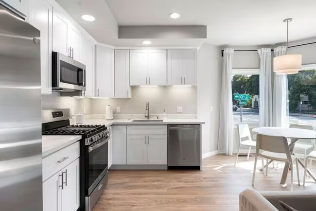 Foto del edificio - 1002 Adeline St