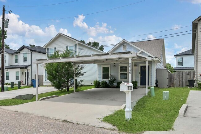 Foto del edificio - 16708 Stonefield St