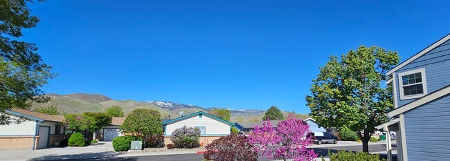 Building Photo - 2bd/2ba/1car garage downstairs condo