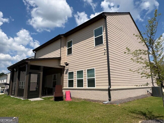 Foto del edificio - 304 Sterling Creek Wy