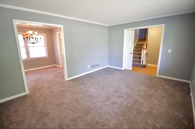Building Photo - 7821 Sagebrook Rd