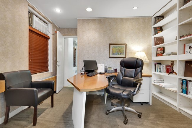 Foto del edificio - 119-121 E 84th St