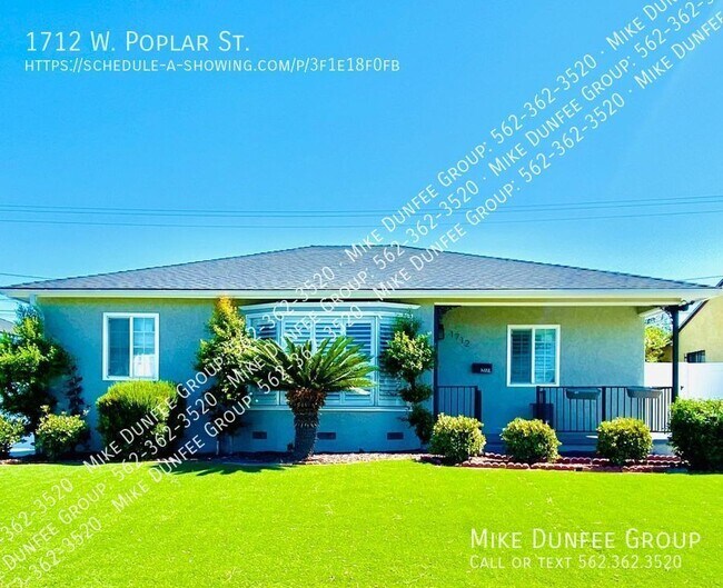 Building Photo - Impressive 4 Bedroom, 2-bath Single Family...