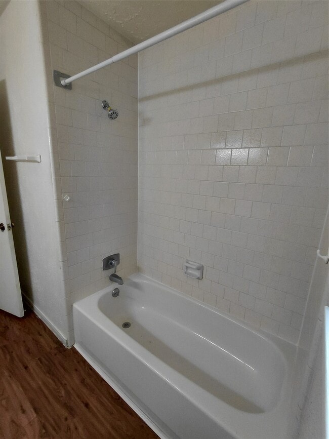 Building Photo - 3203 Mourning Dove Dr