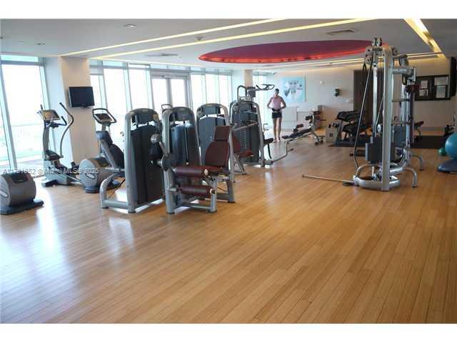 Foto del edificio - 500 Brickell Ave