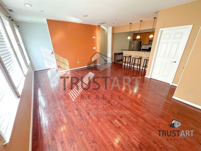 Building Photo - 4421 Driftwood Dr