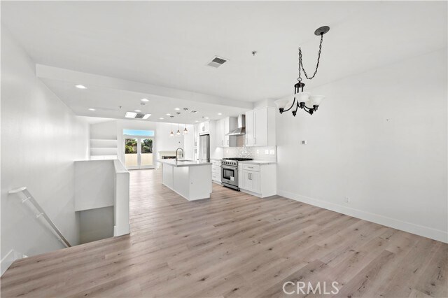 Building Photo - 401 Seaward Rd