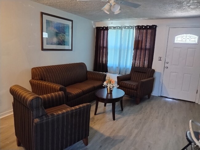 Photo - 6350 53rd St N House