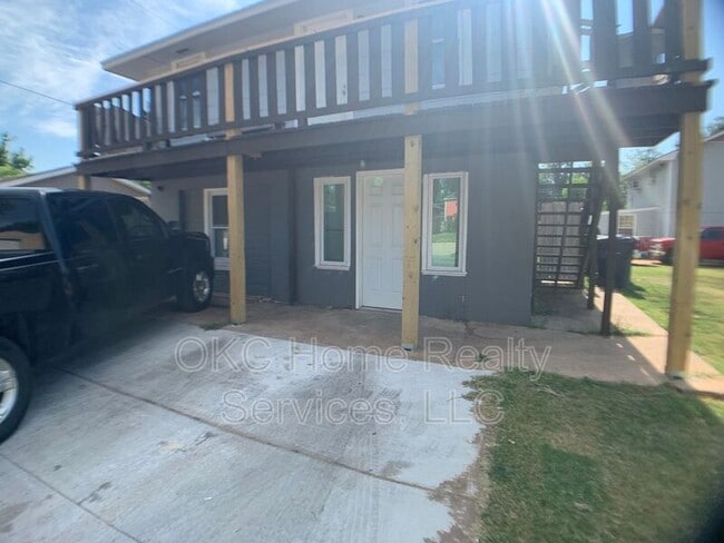 Photo - 1300 SW 34th St Apartment
