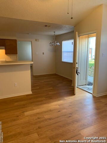 Foto del edificio - 6323 Worchester Knoll